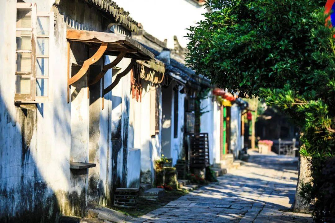 汽车华容道