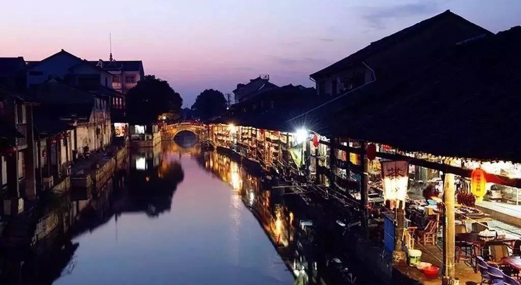 贪玩蓝月